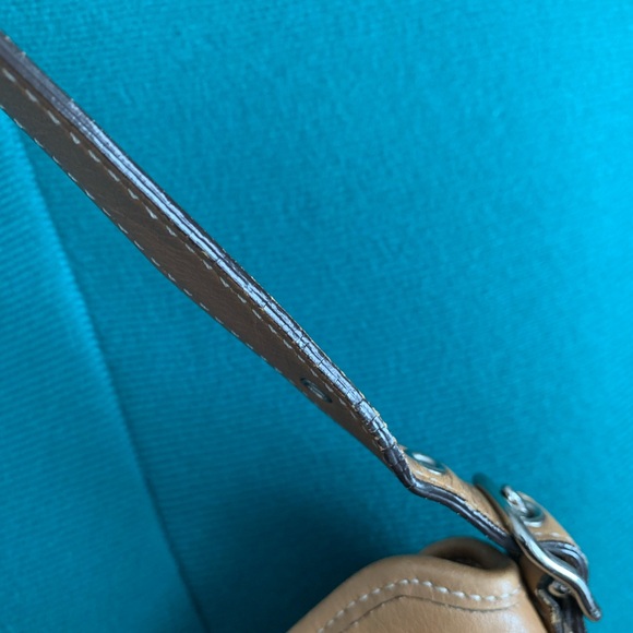 Coach Leather Hampton lunch tote hobo clamp closure shoulder bag - Picture 10 of 11